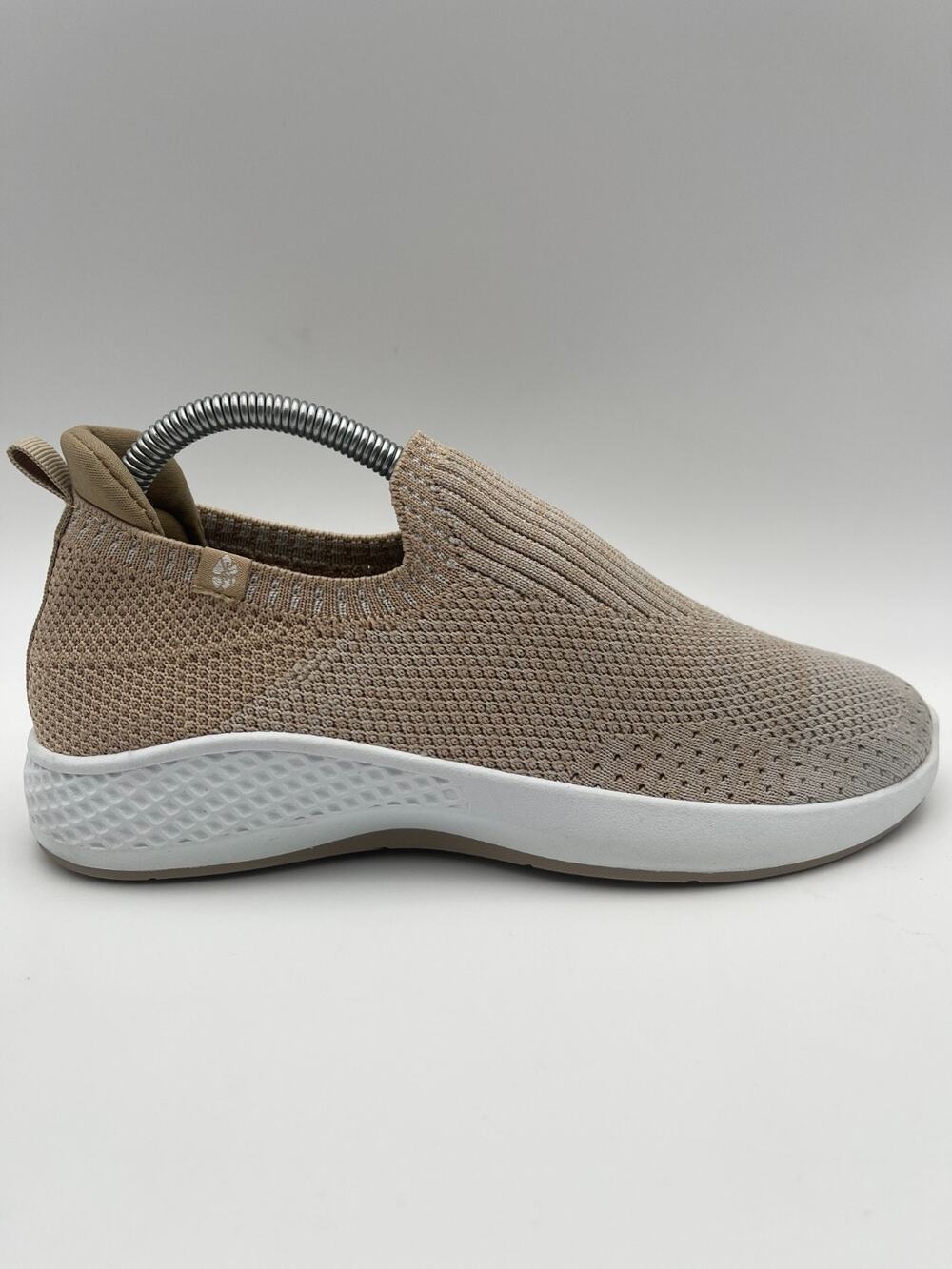 Tommy Bahamas Womens 8.5 Tan Knit Slip On Sneakers Comfort Athleisure